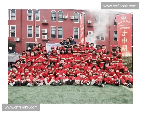 笑笑草粉的成长与进化之路：从偶像到行业先锋的奇妙转变